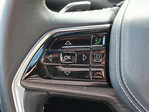 Used 2022 Jeep Grand Cherokee L Overland image 22