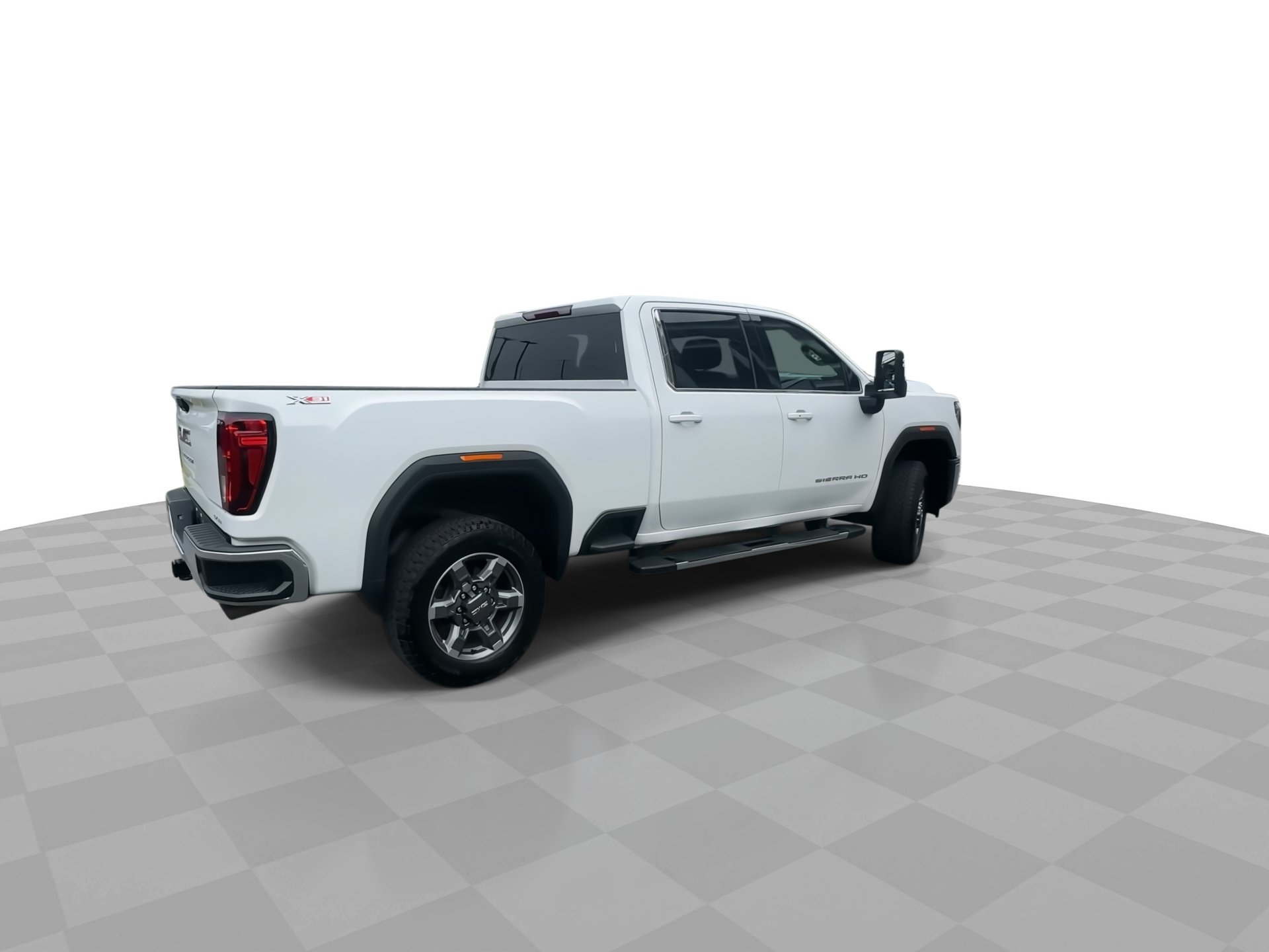 Used 2025 GMC Sierra 2500 SLE w/ SLE Value Package; AWD/4WD image 2