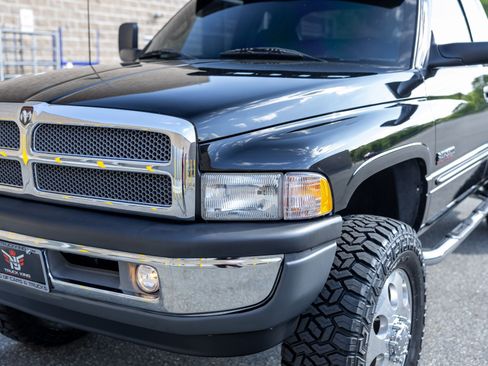 Used 1999 Dodge Ram 3500 Truck 4x4 Quad Cab image 17