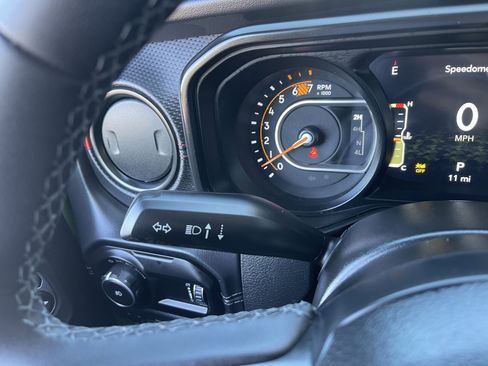 New 2026 Jeep Wrangler Unlimited Rubicon AWD/4WD image 42