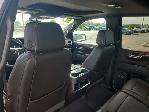 Used 2023 GMC Sierra 1500 Denali w/ Denali Reserve Package AWD/4WD image 14