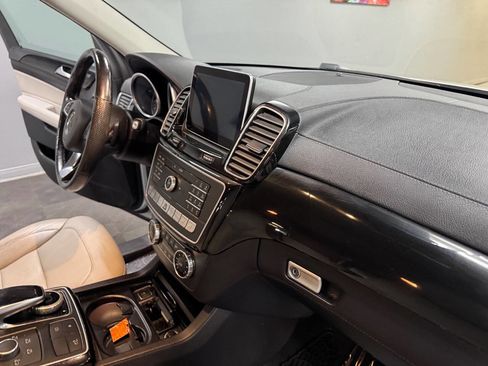 Used 2016 Mercedes-Benz GLE 400 4MATIC image 55