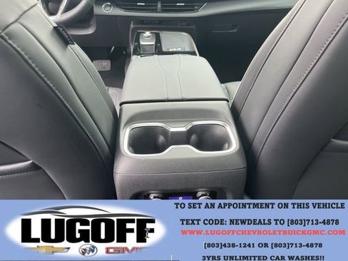 New 2026 Buick Enclave Avenir w/ Super Cruise Package FWD image 17