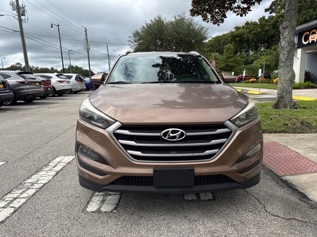 Used 2017 Hyundai Tucson SE w/ SE Popular Package 02 FWD image 3