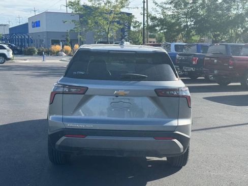 Used 2026 Chevrolet Equinox LT AWD/4WD image 6