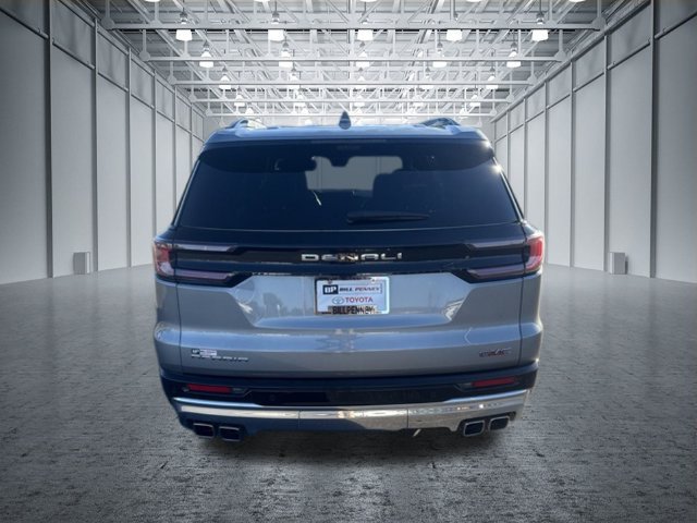 Used 2024 GMC Acadia Denali w/ Super Cruise Package FWD image 4