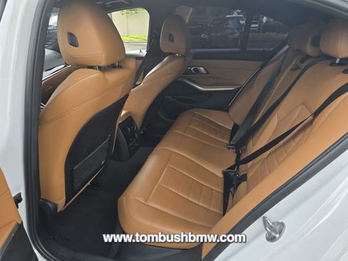 Used 2019 BMW 330i Sedan w/ Premium Package image 6