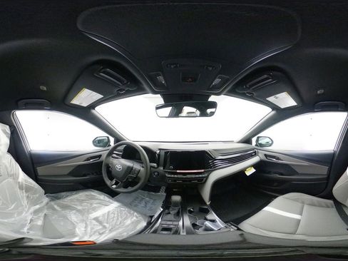 New 2026 Toyota Camry SE image 33