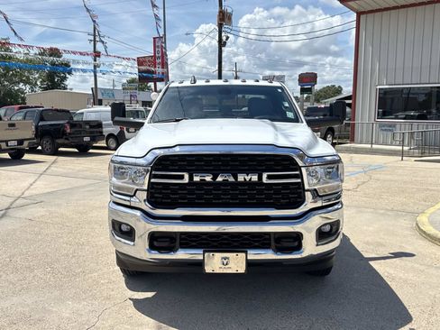 Used 2022 RAM 3500 Big Horn w/ Level A Equipment Group AWD/4WD image 2