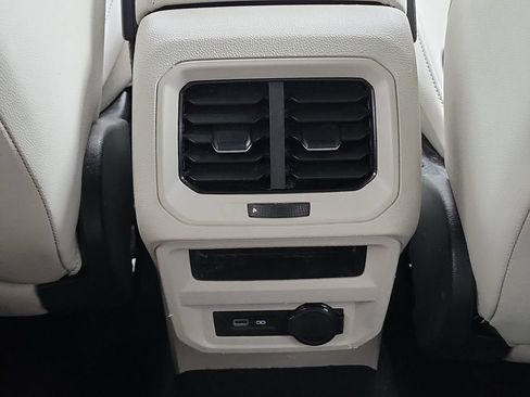 Used 2023 Volkswagen Tiguan SE R-Line FWD image 12
