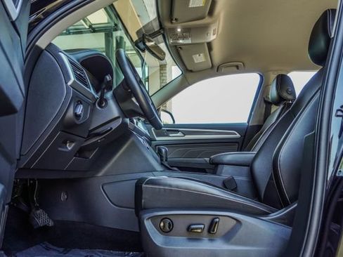 Used 2022 Volkswagen Atlas SE FWD image 36
