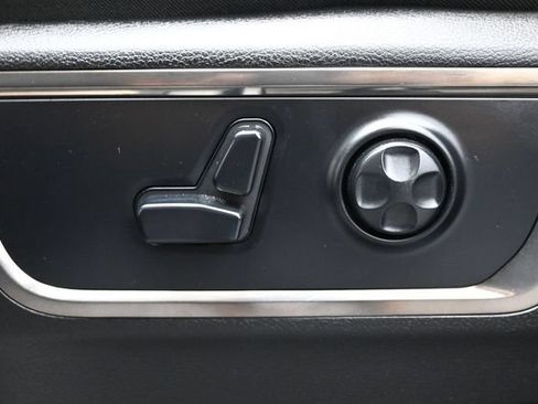 Used 2021 RAM 1500 Limited AWD/4WD image 8