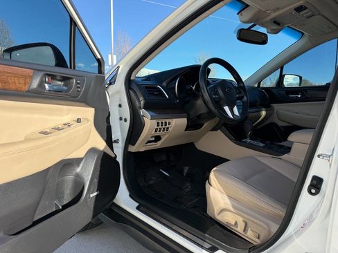 Used 2015 Subaru Outback 2.5i Limited image 14