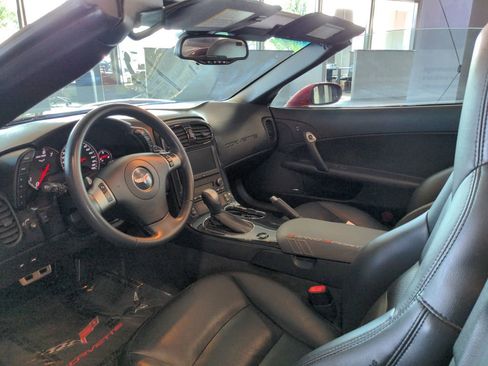 Used 2010 Chevrolet Corvette Grand Sport w/ Preferred Equipment Group RWD image 15