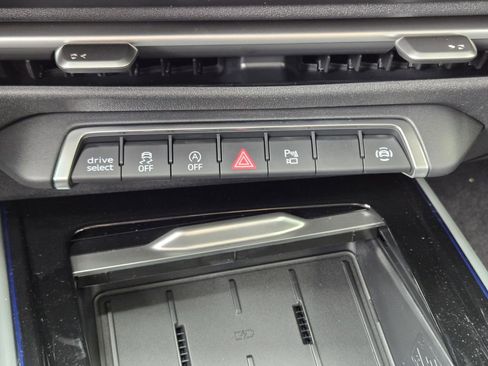 New 2026 Audi Q3 quattro 2.0T AWD/4WD image 24