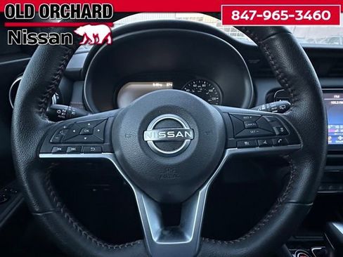 Used 2023 Nissan Kicks SR w/ SR Premium Package image 23