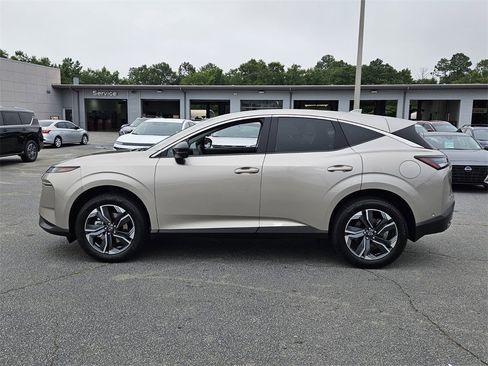 New 2025 Nissan Murano SL w/ Cargo Package image 2