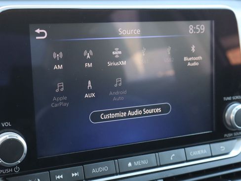 Used 2025 Nissan Altima 2.5 SR FWD image 8
