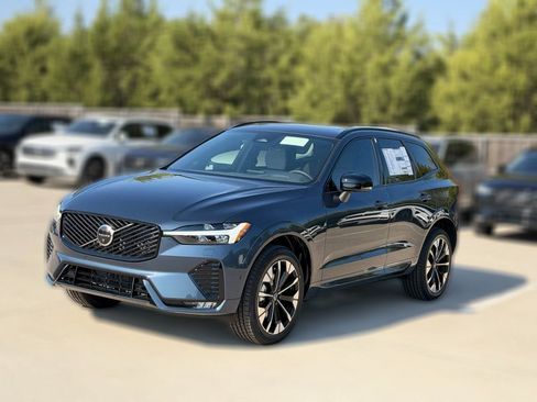 New 2027 Volvo XC60 B5 Plus AWD/4WD image 2