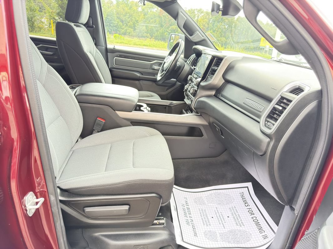 Used 2022 RAM 1500 Big Horn AWD/4WD image 32