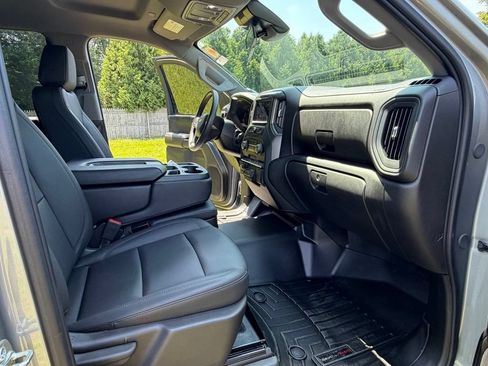 Used 2025 Chevrolet Silverado 2500 W/T w/ WT Convenience Package AWD/4WD image 16