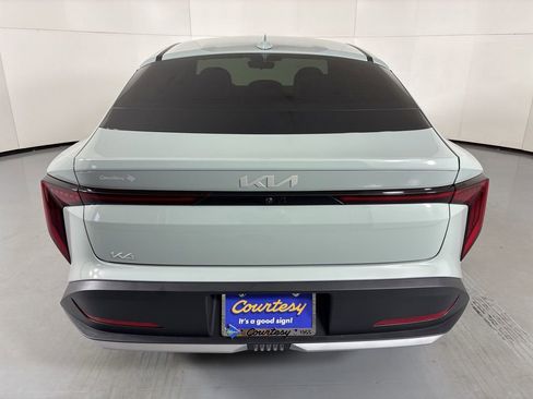 New 2026 Kia K4 LXS image 7