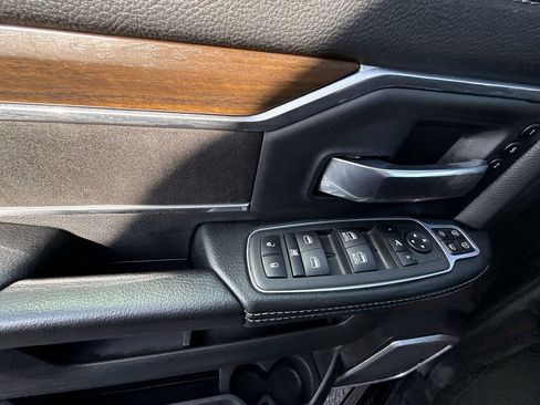 Used 2024 RAM 2500 Laramie image 30