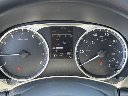 New 2025 Nissan Kicks Play S image 32