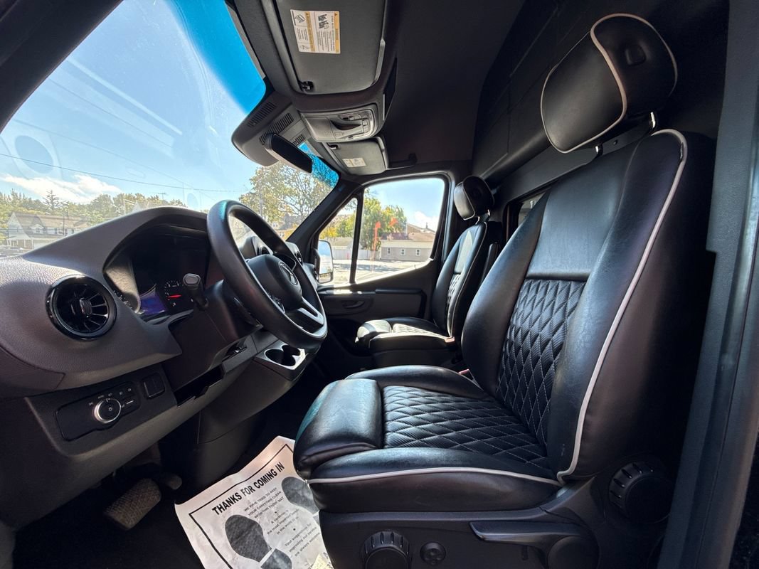 Used 2021 Mercedes-Benz Sprinter 3500 image 15