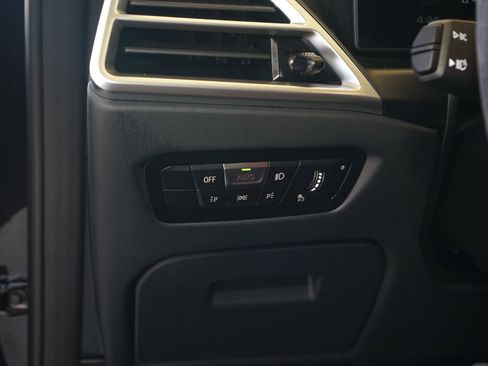 Used 2025 BMW M4 CS AWD/4WD image 35