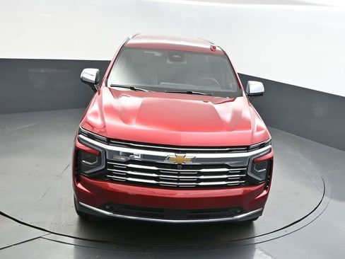New 2025 Chevrolet Suburban Premier image 38