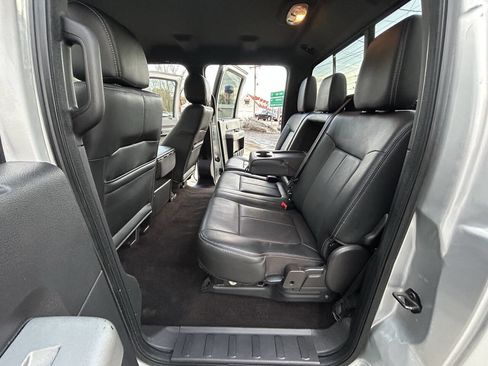 Used 2015 Ford F350 Lariat w/ Lariat Interior Package image 21