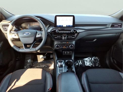 Used 2025 Ford Escape ST-Line Select AWD/4WD image 18
