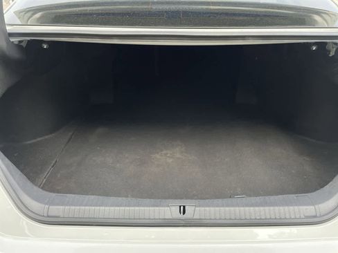 Used 2019 Toyota Avalon Touring FWD image 17