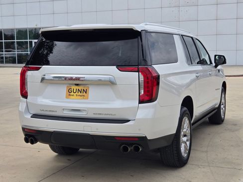 Used 2022 GMC Yukon XL Denali AWD/4WD image 7