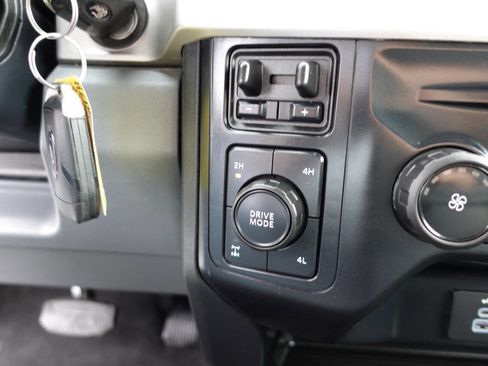 Used 2024 Ford F250 XLT image 51