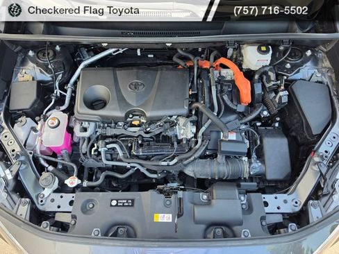 Used 2023 Toyota RAV4 SE w/ Convenience Package AWD/4WD image 11