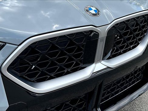 Certified 2025 BMW X2 xDrive28i AWD/4WD image 32