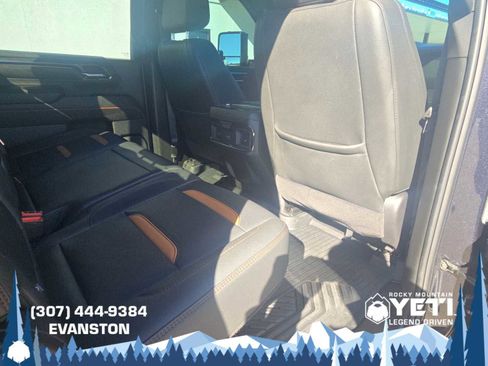 Used 2024 GMC Sierra 2500 AT4 w/ AT4 Premium Plus Package image 24