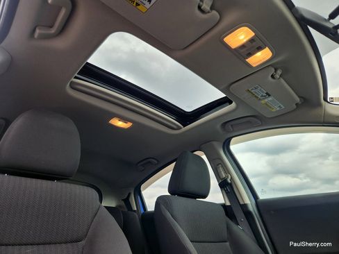 Used 2018 Honda HR-V EX image 29