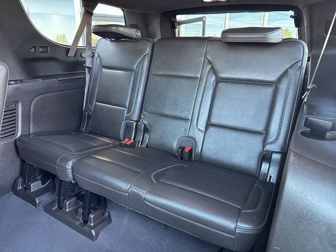 Used 2021 GMC Yukon XL Denali w/ Denali Premium Package AWD/4WD image 30