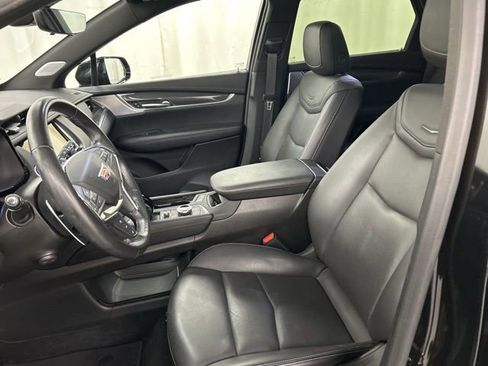 Used 2024 Cadillac XT5 Sportv image 6