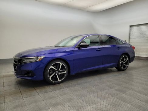 Used 2022 Honda Accord Sport image 2
