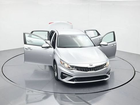 Used 2020 Kia Optima LX FWD image 48