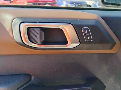 Used 2024 Ford Bronco Outer Banks w/ Sasquatch Package image 19