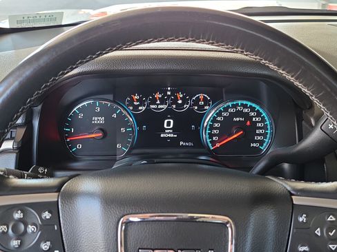 Used 2018 GMC Yukon Denali w/ Open Road Package AWD/4WD image 17