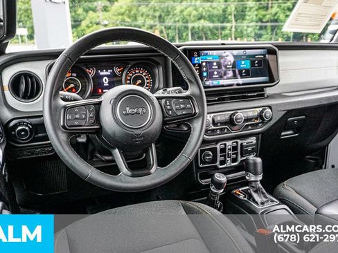 Used 2025 Jeep Wrangler Unlimited Sport AWD/4WD image 28