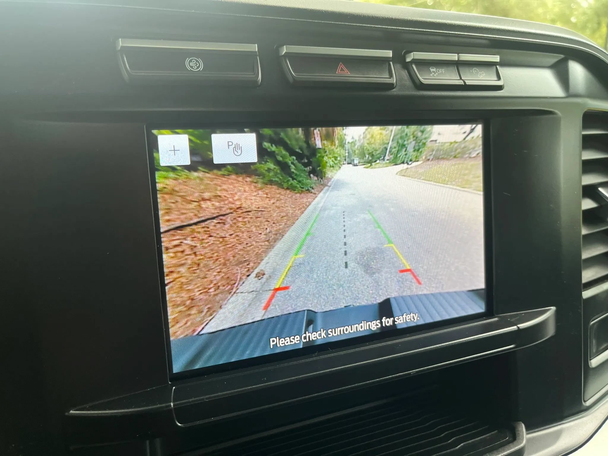 Used 2024 Ford F250 XLT w/ FX4 Off-Road Package AWD/4WD image 18