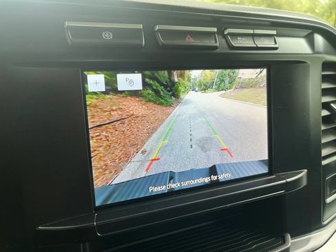 Used 2024 Ford F250 XLT w/ FX4 Off-Road Package AWD/4WD image 18