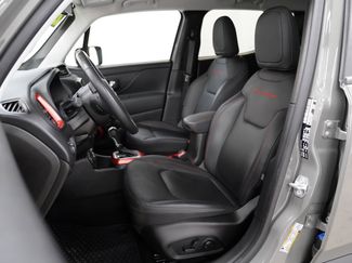 Used 2022 Jeep Renegade Trailhawk video 4